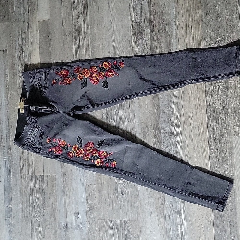 NWT Democracy Ab Technology Embroidered Gray Jeans